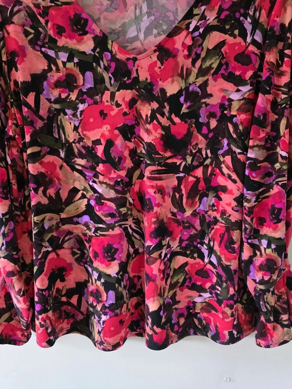 Laura XL Modern Contemporary Romantic Abstract Watercolour Floral Silky Knit Top - Picture 7 of 14